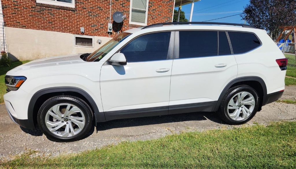 2021 Volkswagen Atlas SE w/Tech's photo